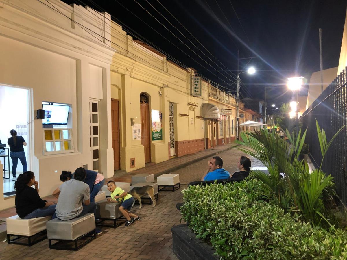 Kava Casa Hostal Roldanillo Zewnętrze zdjęcie
